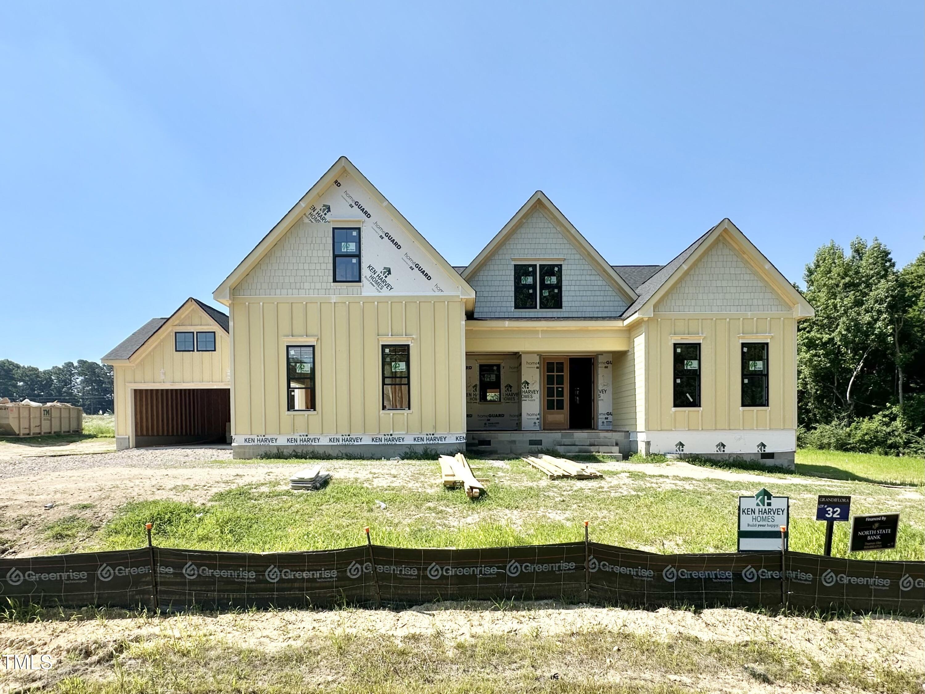 110 Broadleaf Lane