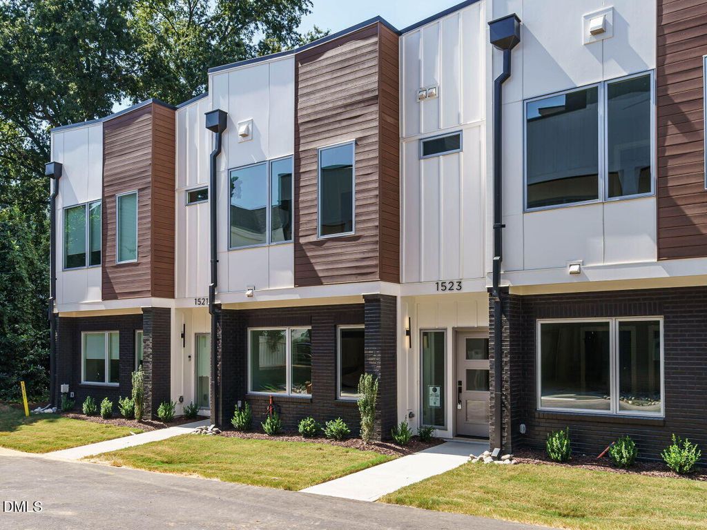 Photo of 1523 Urban Trace Lane, Raleigh, NC 27608 (MLS # 10139228)