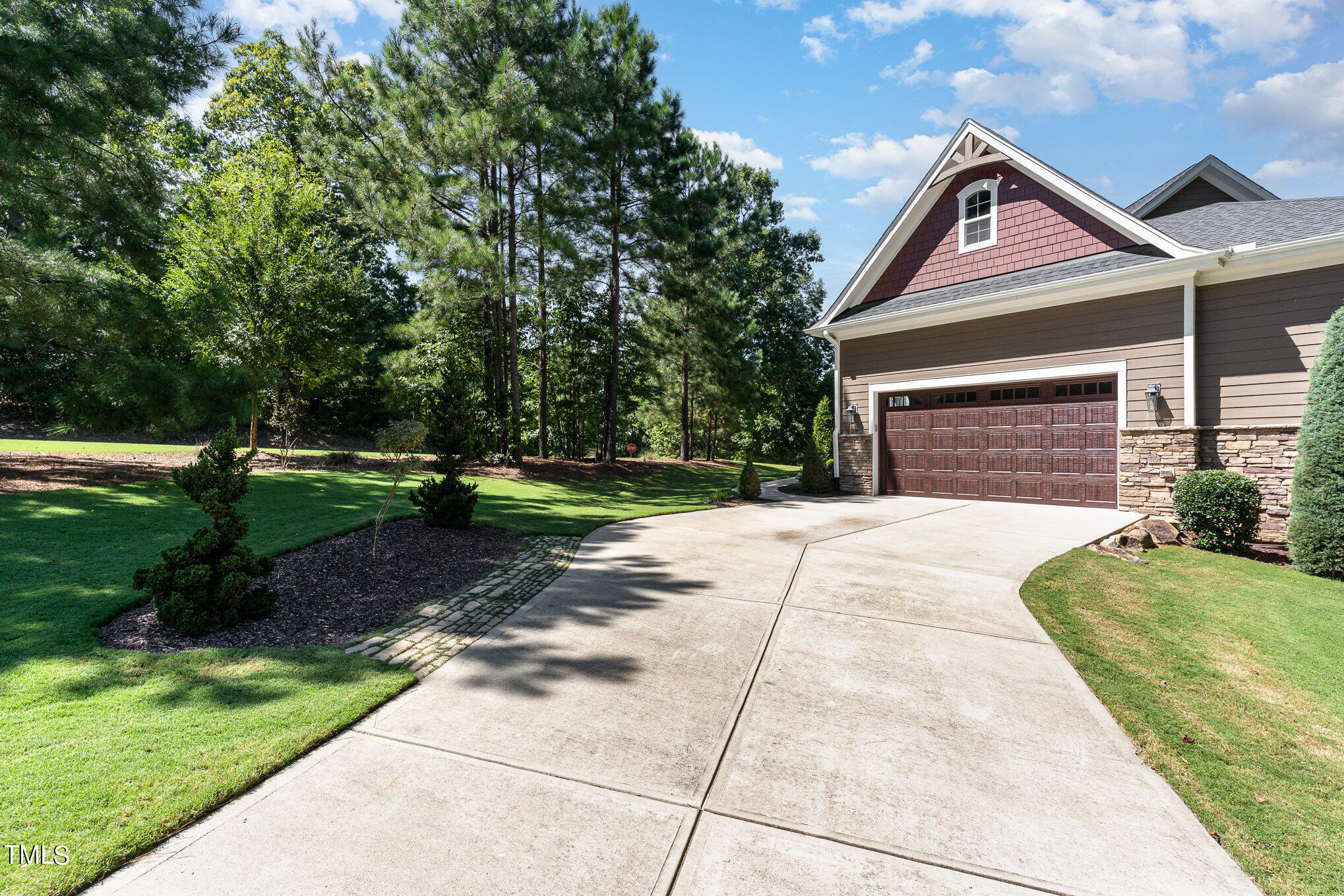 9 Mist Wood Court
