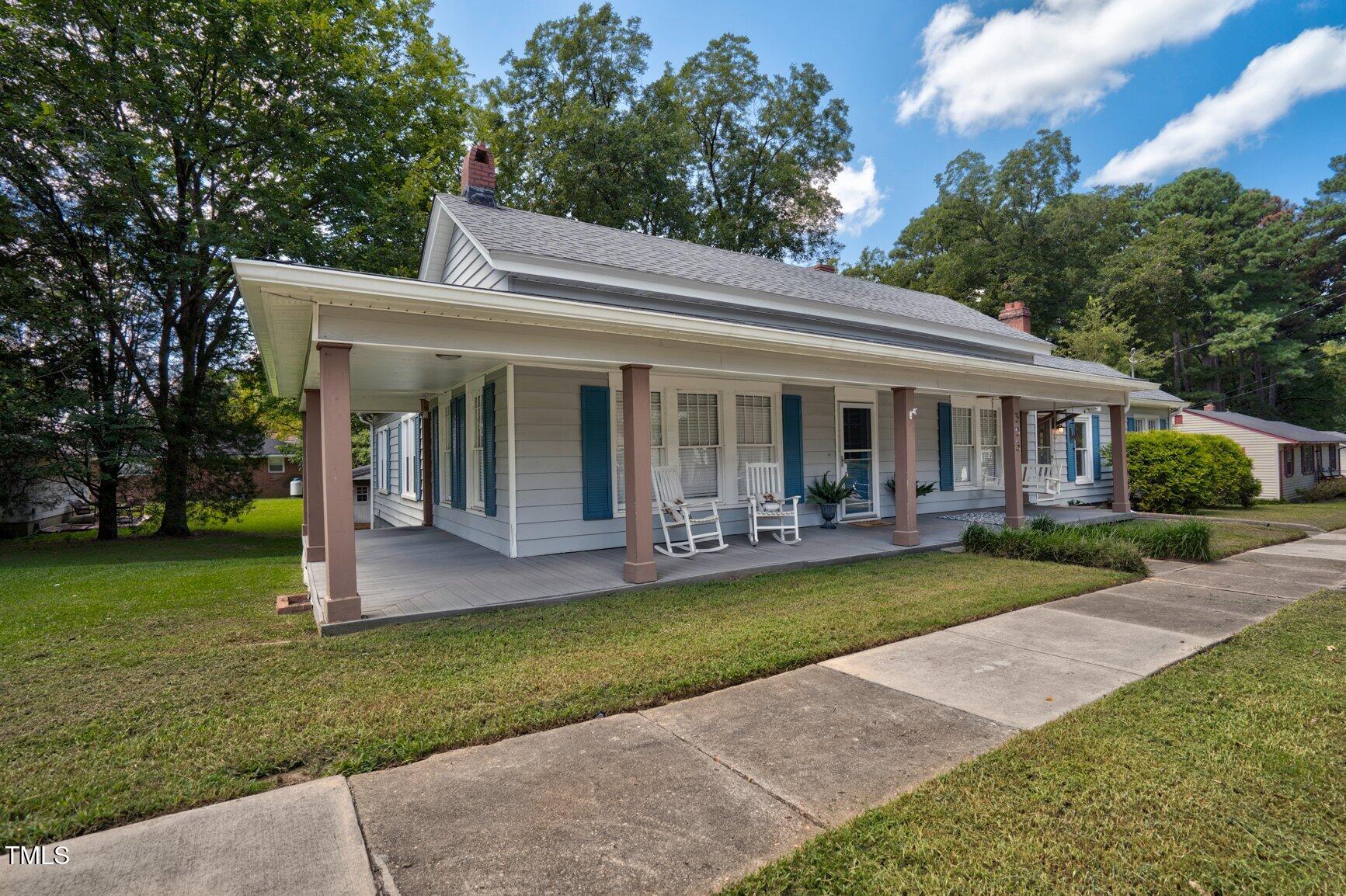 303 N Walnut Street