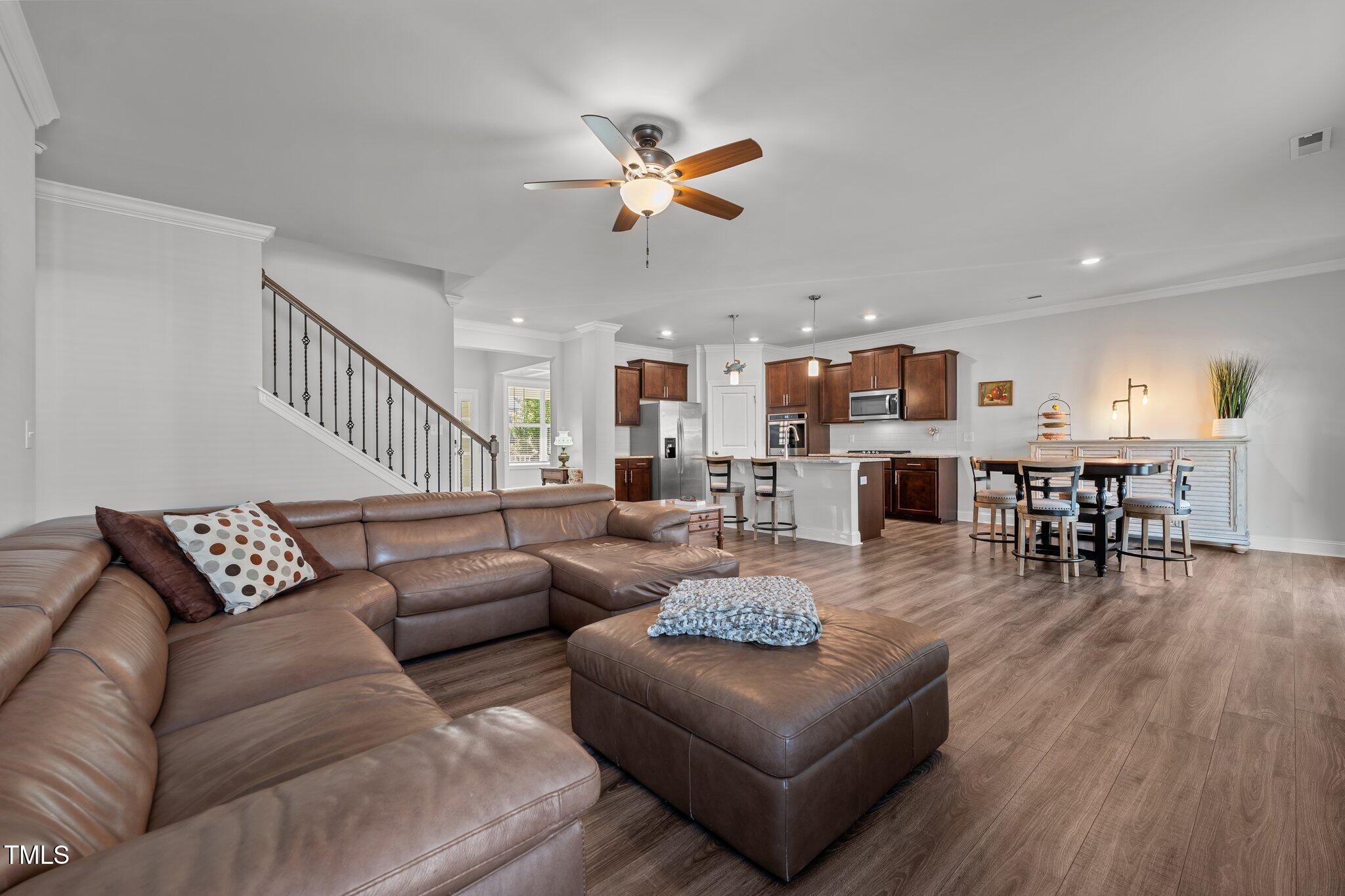 1320 Abington Drive