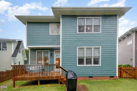 Single Family Residence in Apex NC 108 Lanewood Way 26.jpg