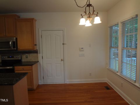 Single Family Residence in Wake Forest NC 1707 Lambton Avemue Ave 21.jpg