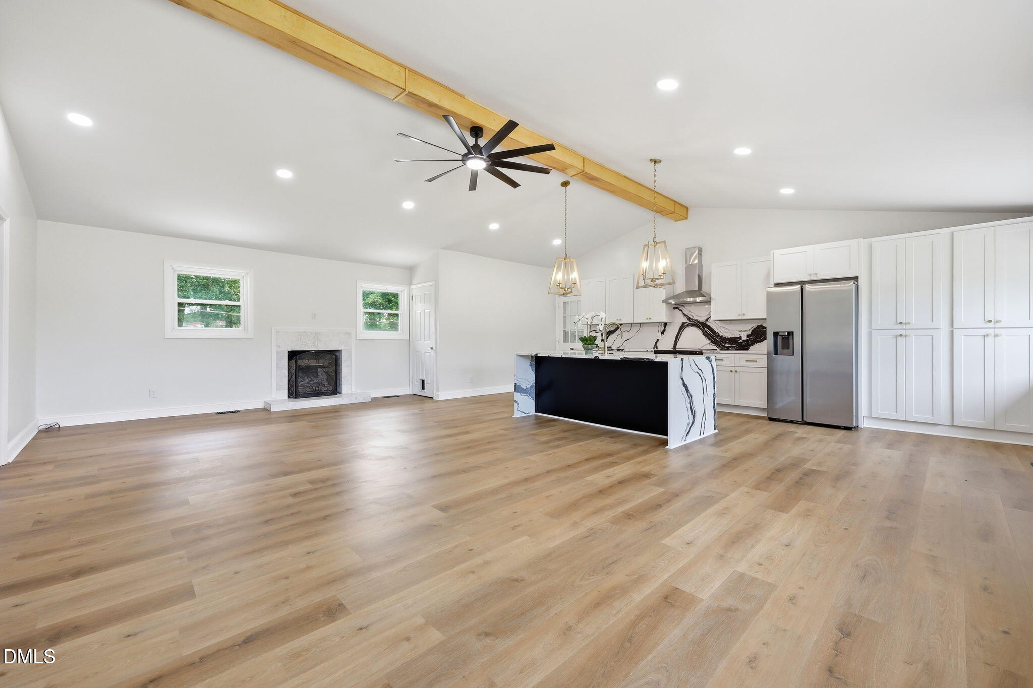 2909 Belmont Circle