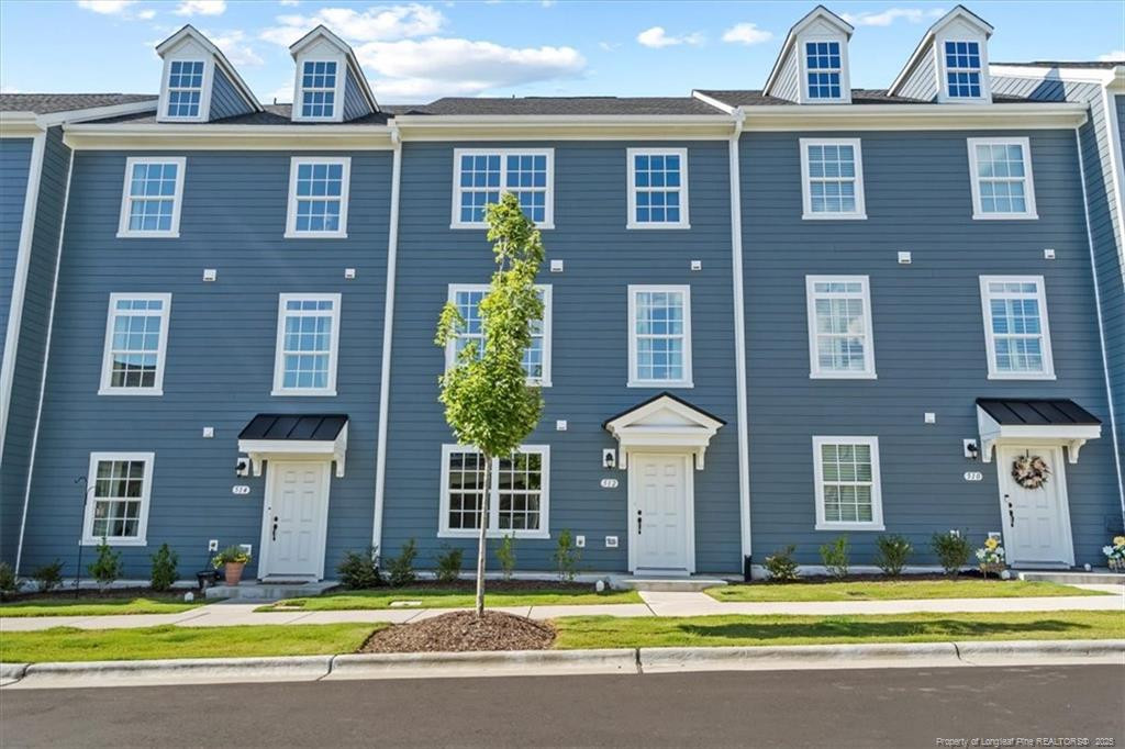 512 Whitehall Circle