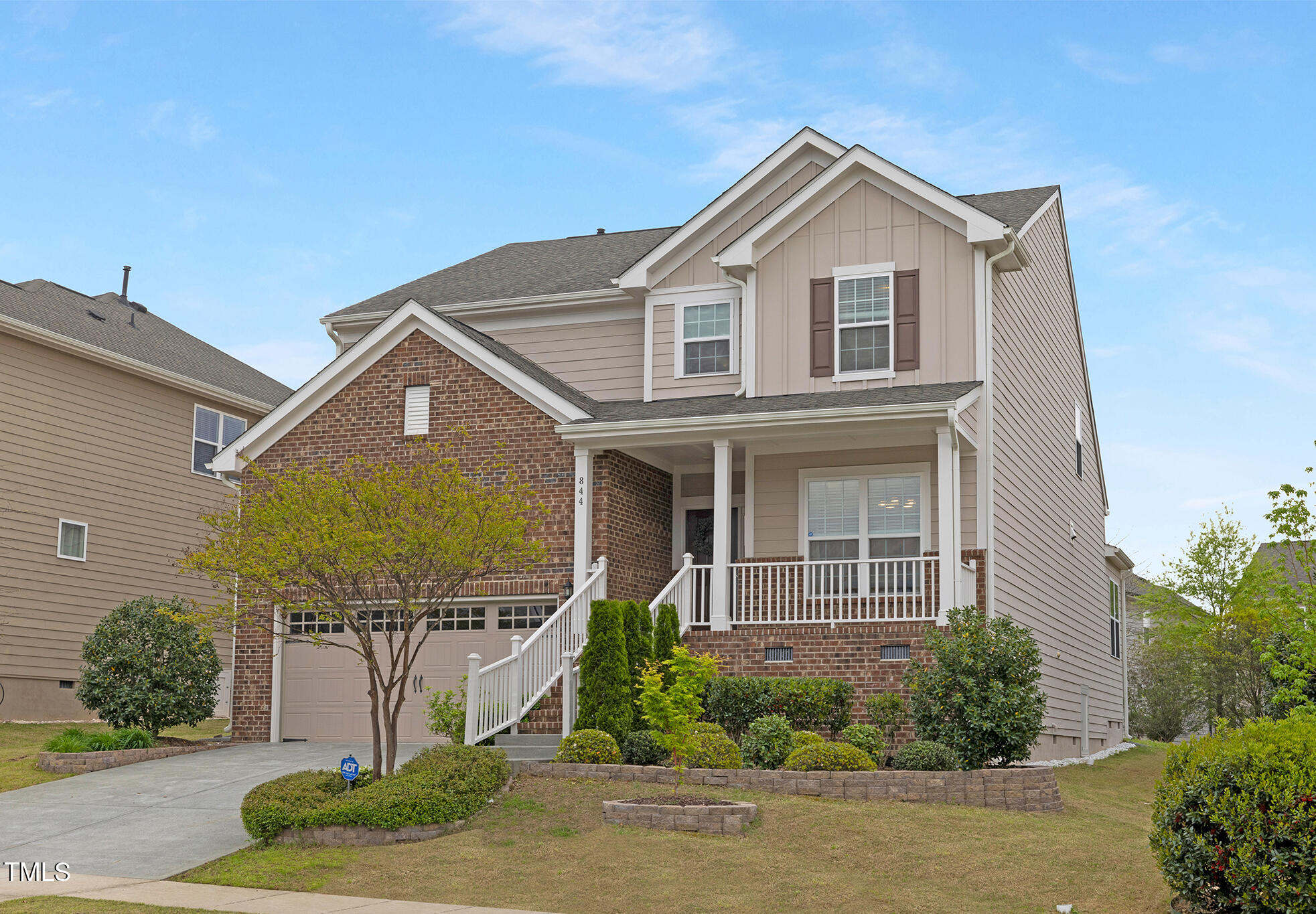 844 Cozy Oak Avenue