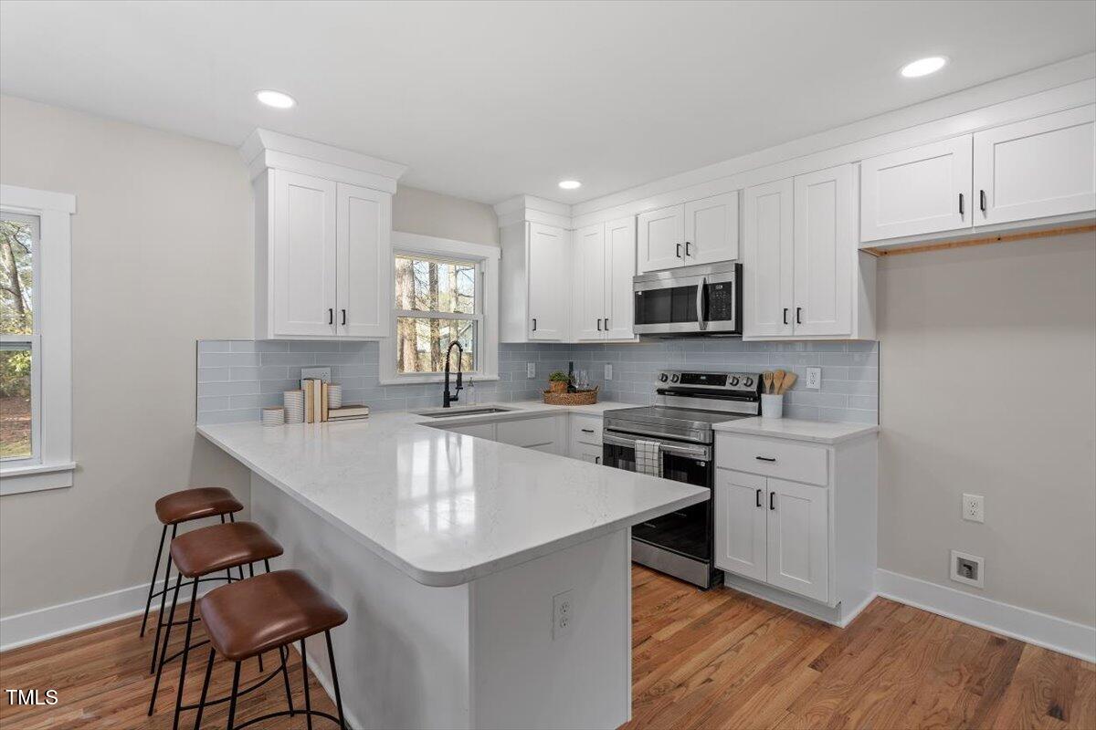3305 Victor Place