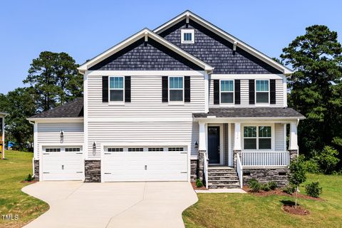 176 Golfview Avenue Benson NC 27504
