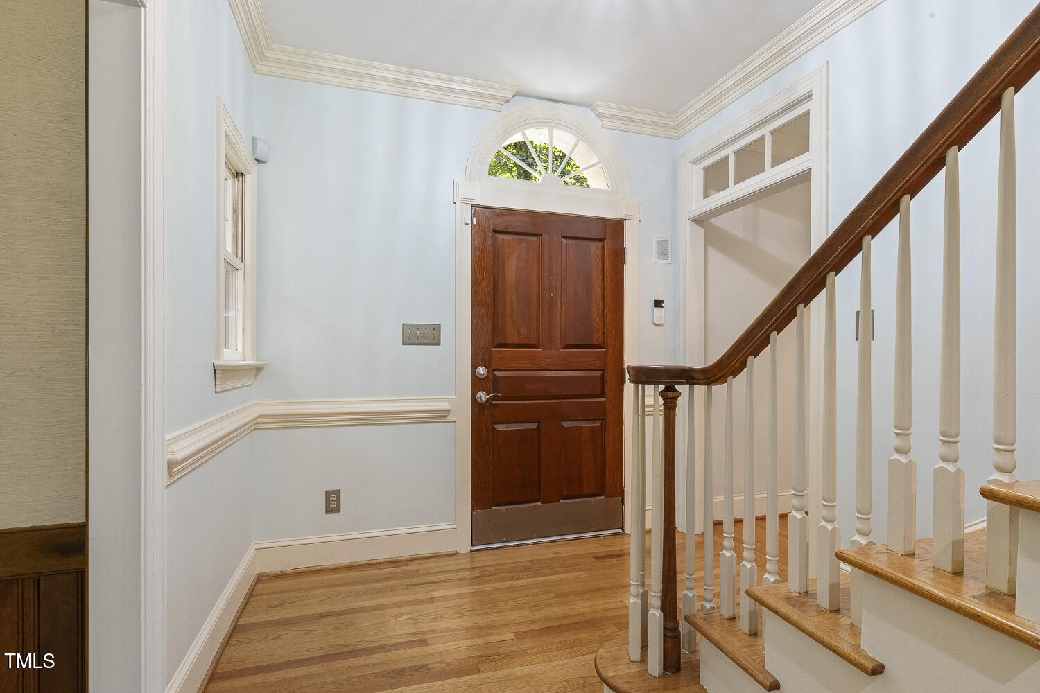 5008 Wood Valley Drive