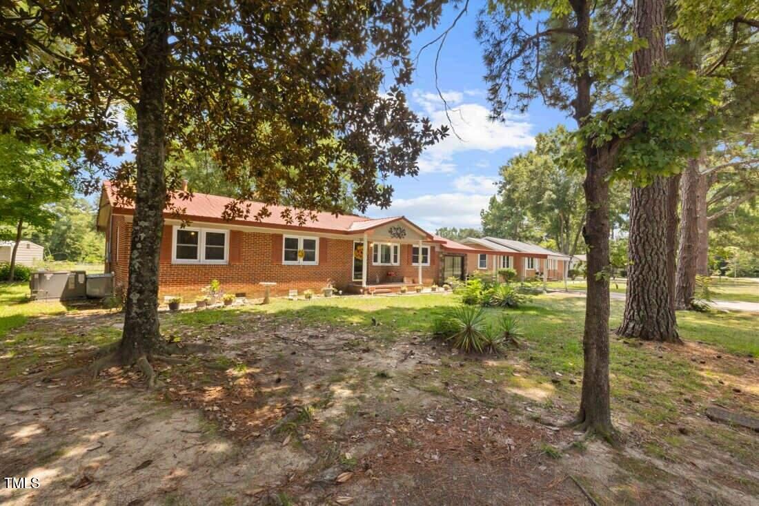 103 W Sunset Drive