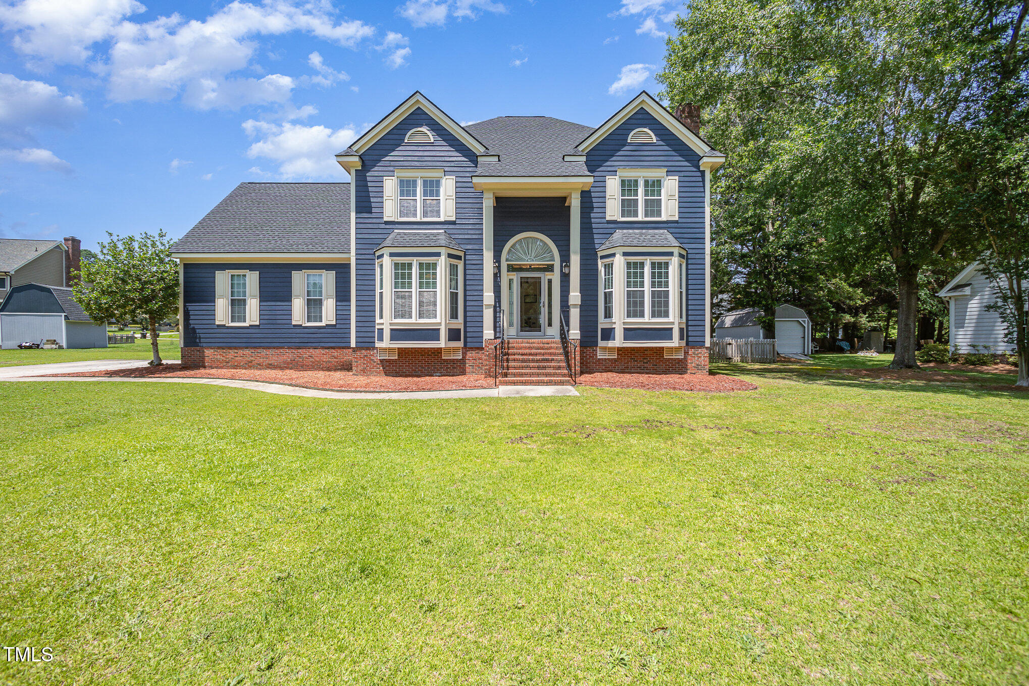 104 Goldleaf Court