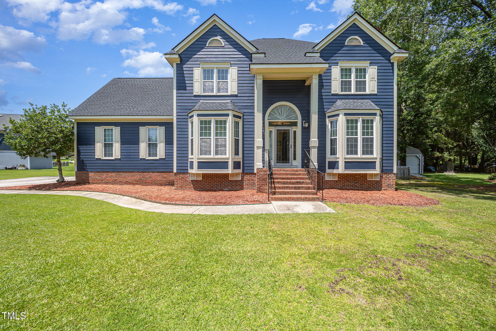 104 Goldleaf Court
