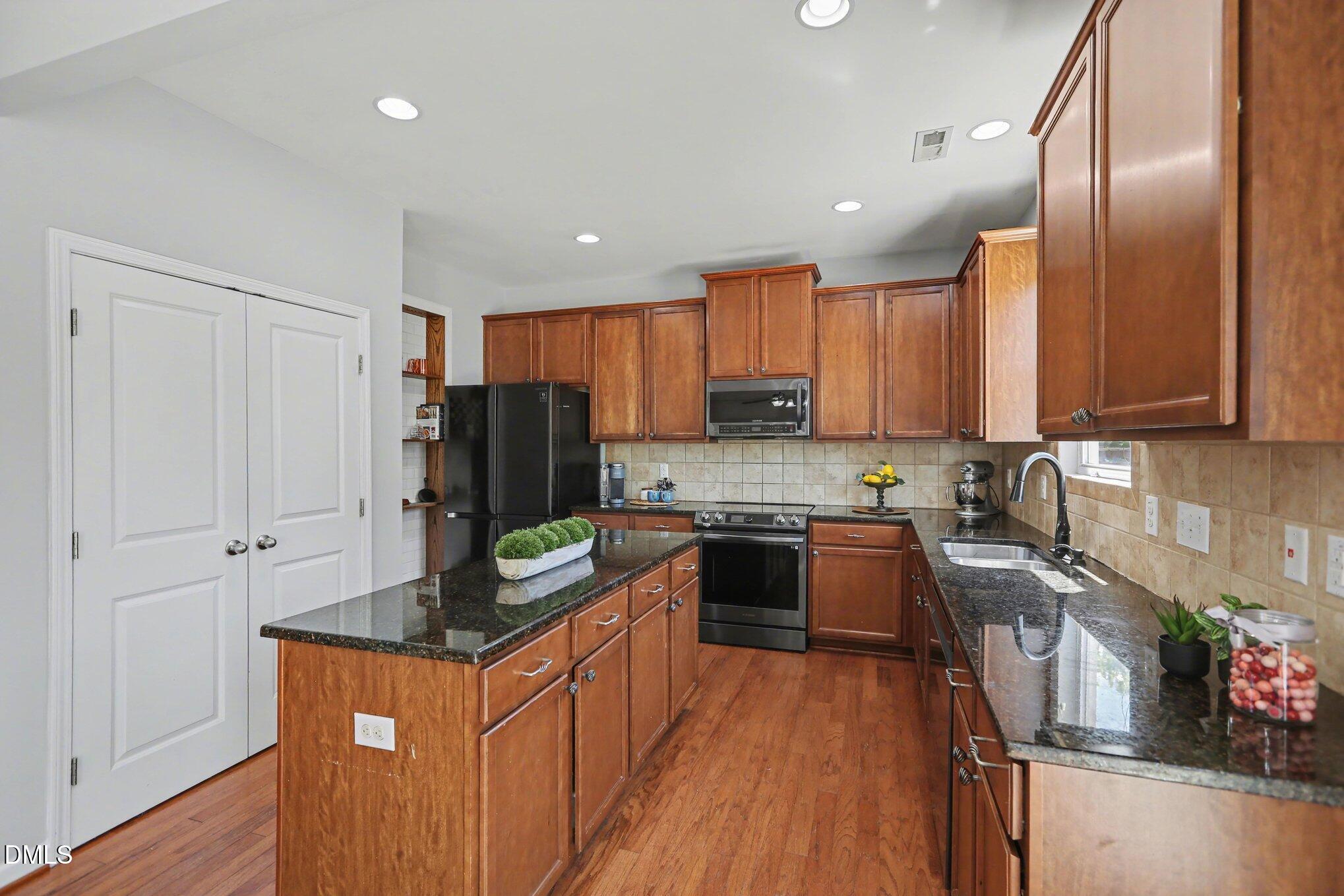 307 Red Mountain Lane