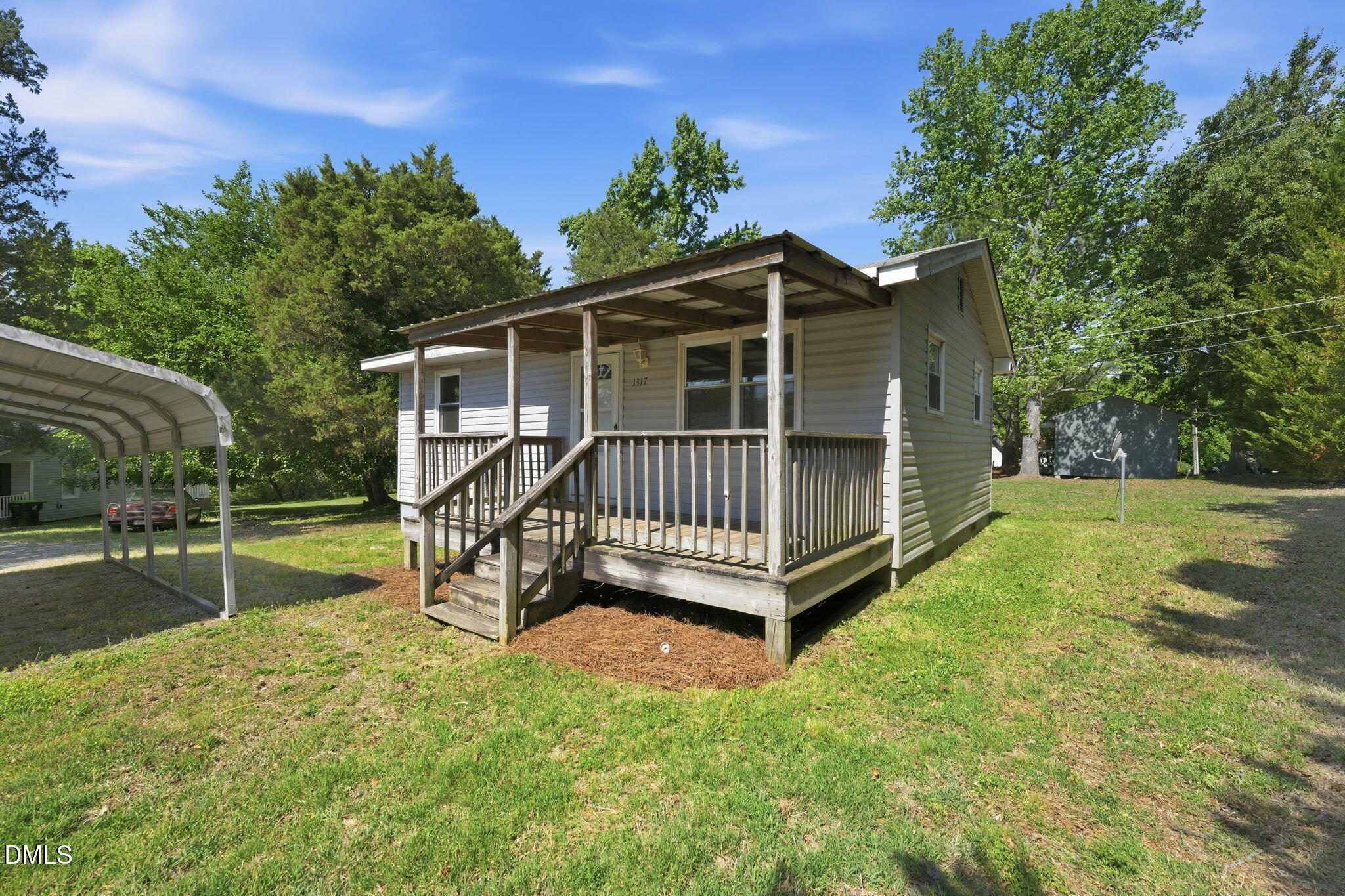 1463 Thomas Haith Lane