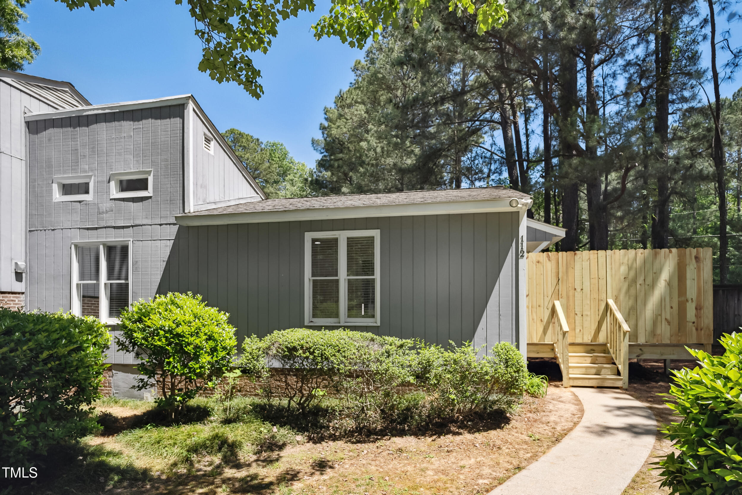 112 Carmichael Court