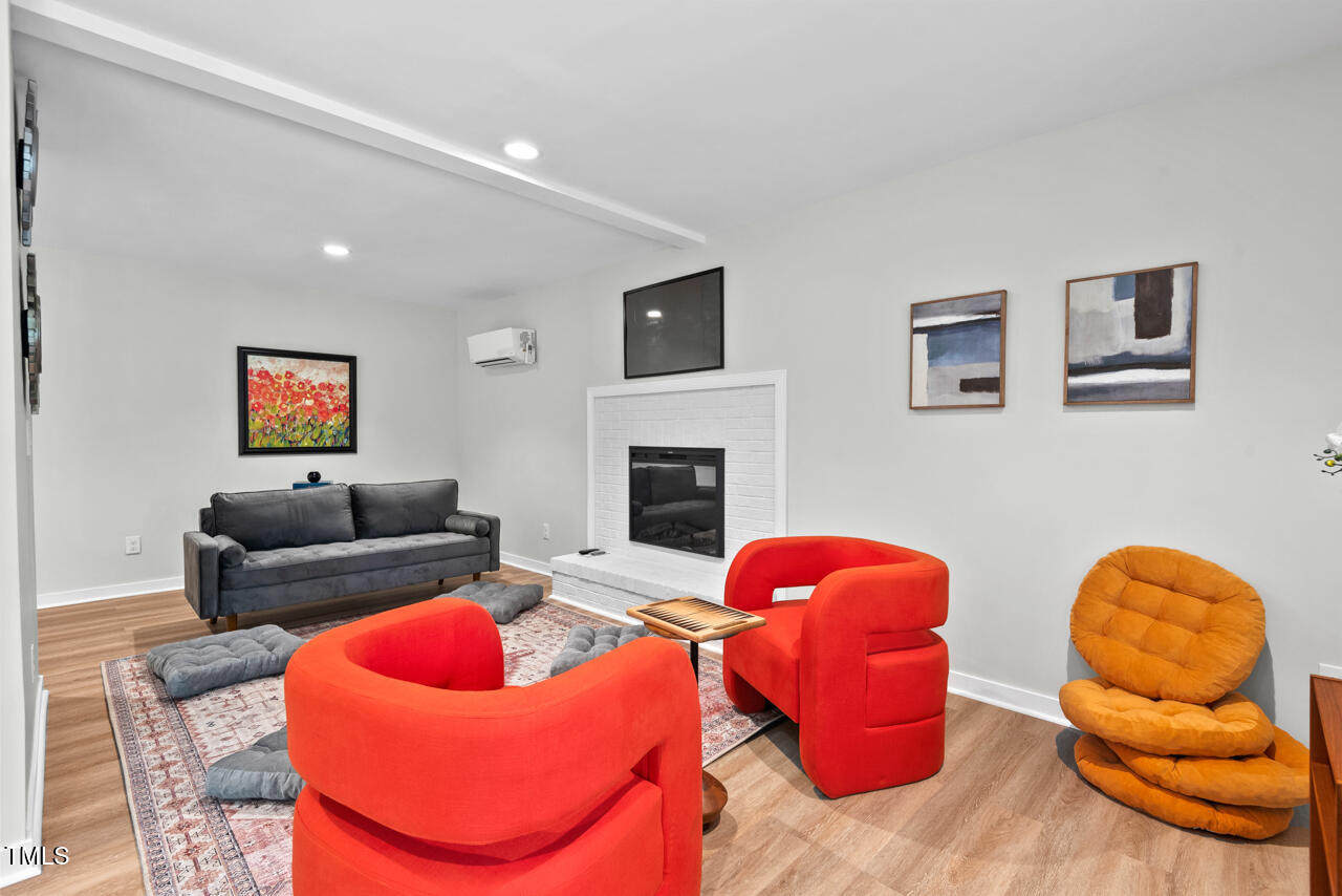 Raleigh, North Carolina 27609, United States, 5 Bedrooms Bedrooms, ,4 BathroomsBathrooms,Residential,Active,111970