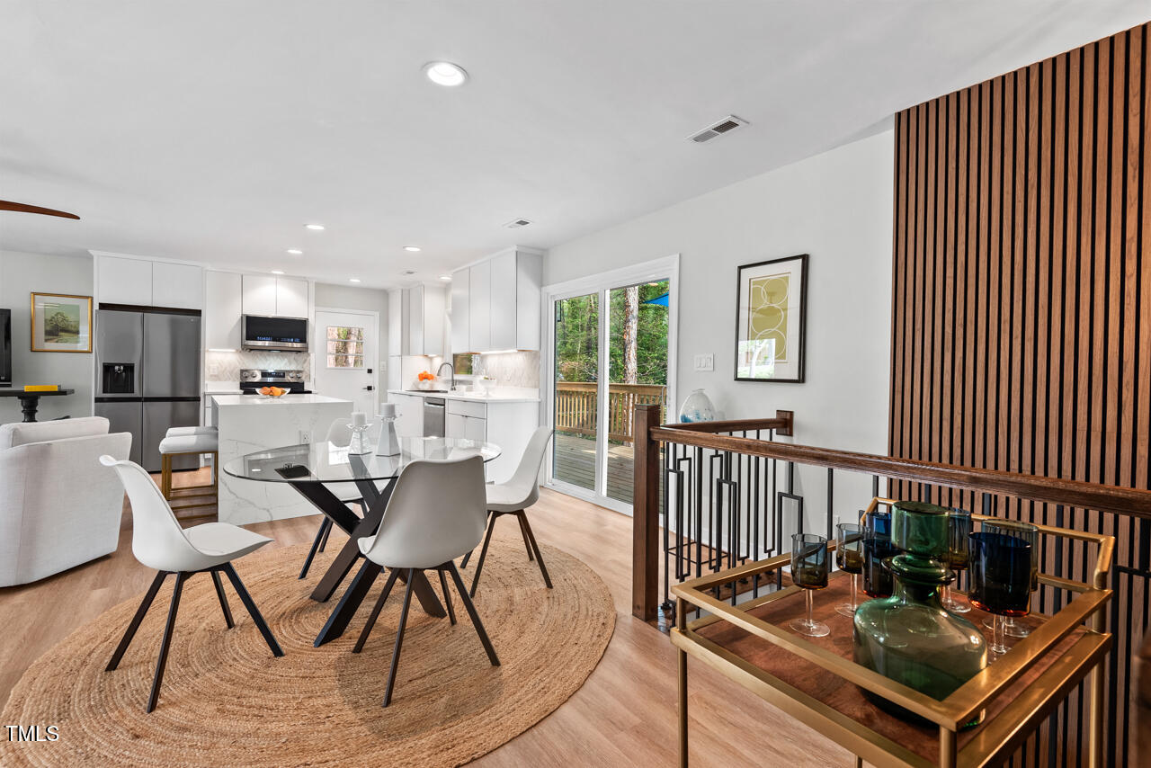 Raleigh, North Carolina 27609, United States, 5 Bedrooms Bedrooms, ,4 BathroomsBathrooms,Residential,Active,111970