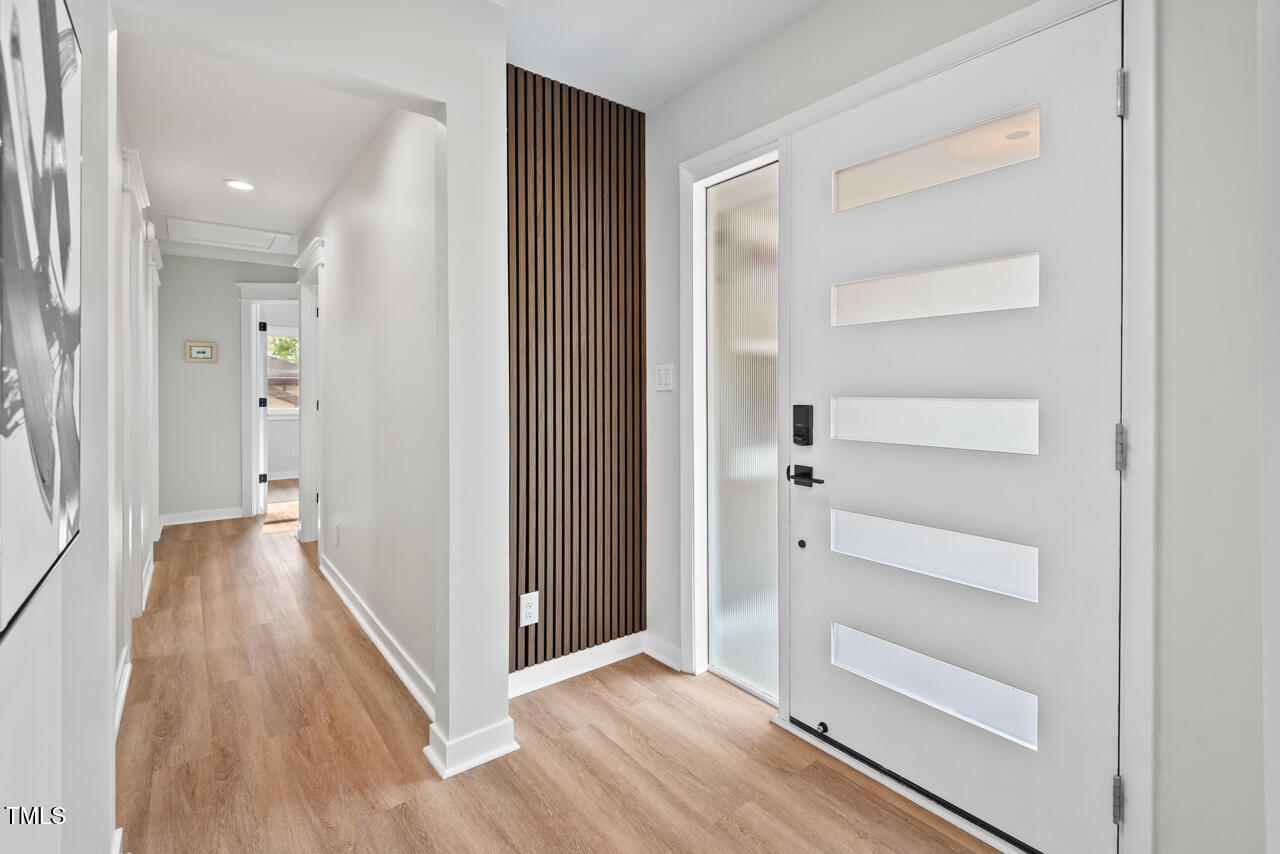 Raleigh, North Carolina 27609, United States, 5 Bedrooms Bedrooms, ,4 BathroomsBathrooms,Residential,Active,111970