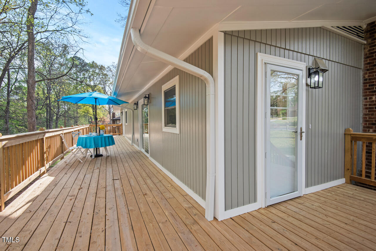 Raleigh, North Carolina 27609, United States, 5 Bedrooms Bedrooms, ,4 BathroomsBathrooms,Residential,Active,111970