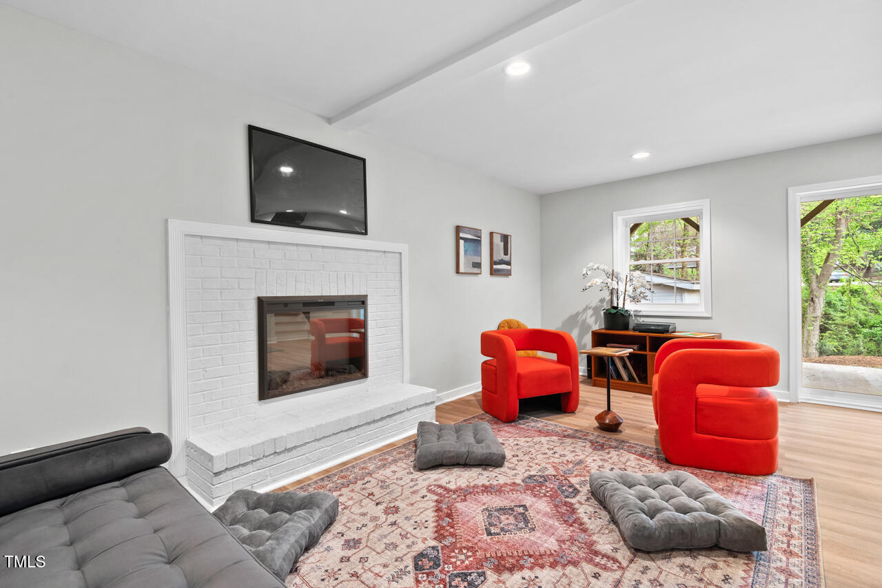 Raleigh, North Carolina 27609, United States, 5 Bedrooms Bedrooms, ,4 BathroomsBathrooms,Residential,Active,111970