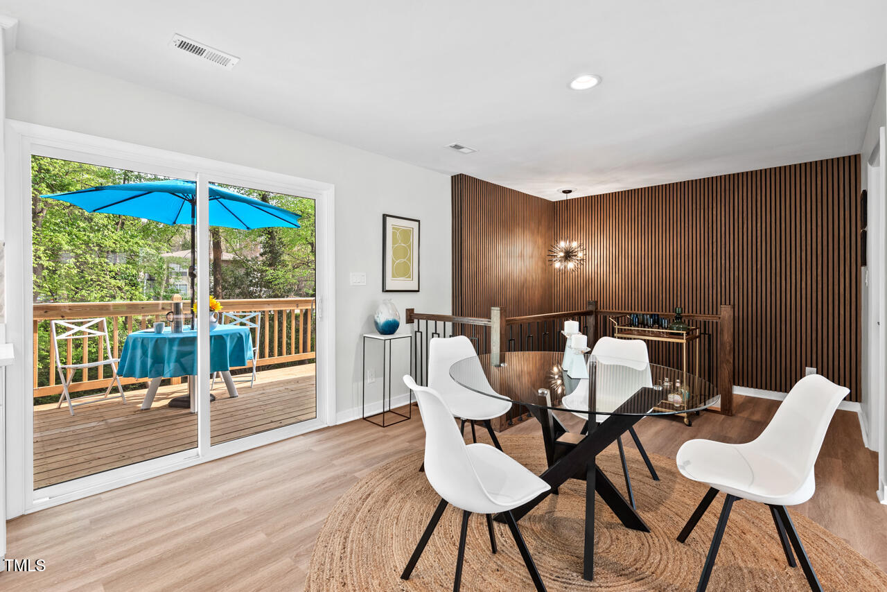 Raleigh, North Carolina 27609, United States, 5 Bedrooms Bedrooms, ,4 BathroomsBathrooms,Residential,Active,111970