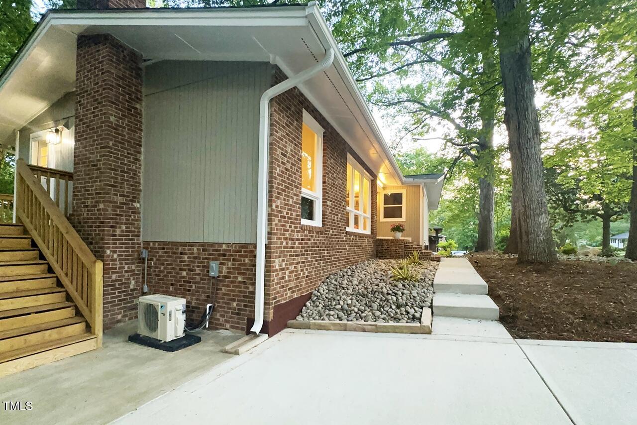 1124 Hardimont Road