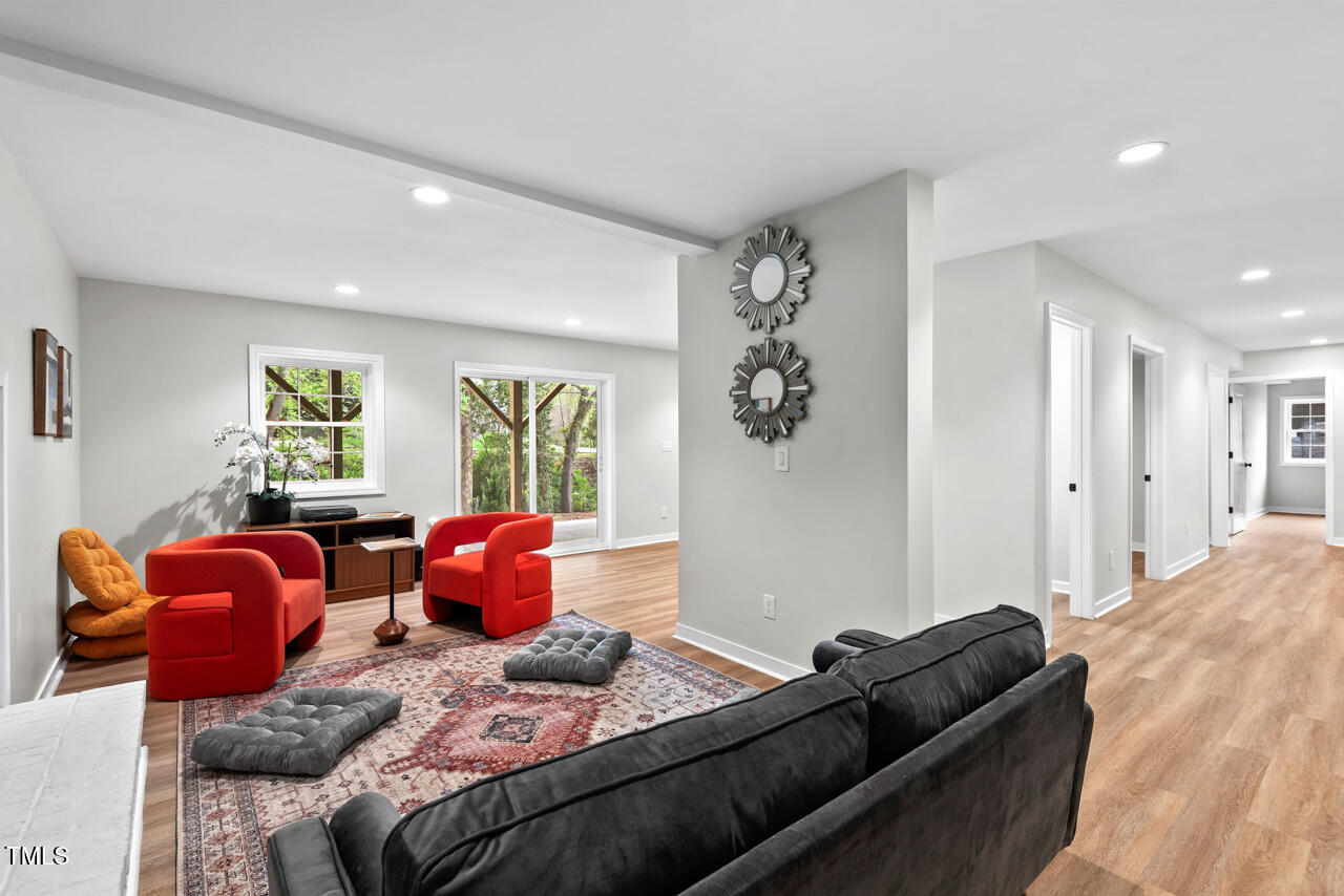 Raleigh, North Carolina 27609, United States, 5 Bedrooms Bedrooms, ,4 BathroomsBathrooms,Residential,Active,111970