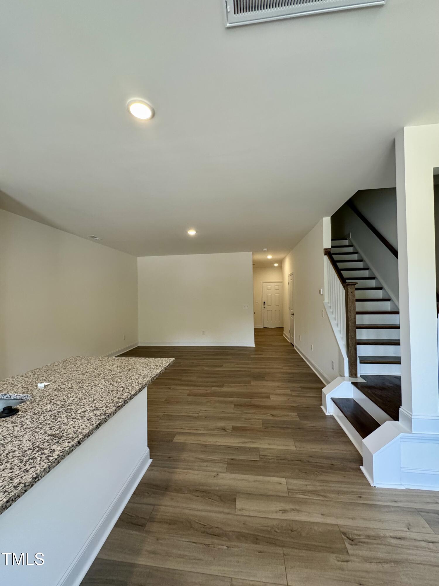 1239 Hammond Drive