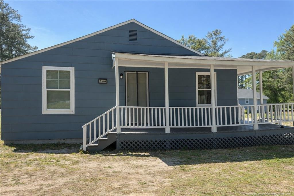 560 W Manchester Road