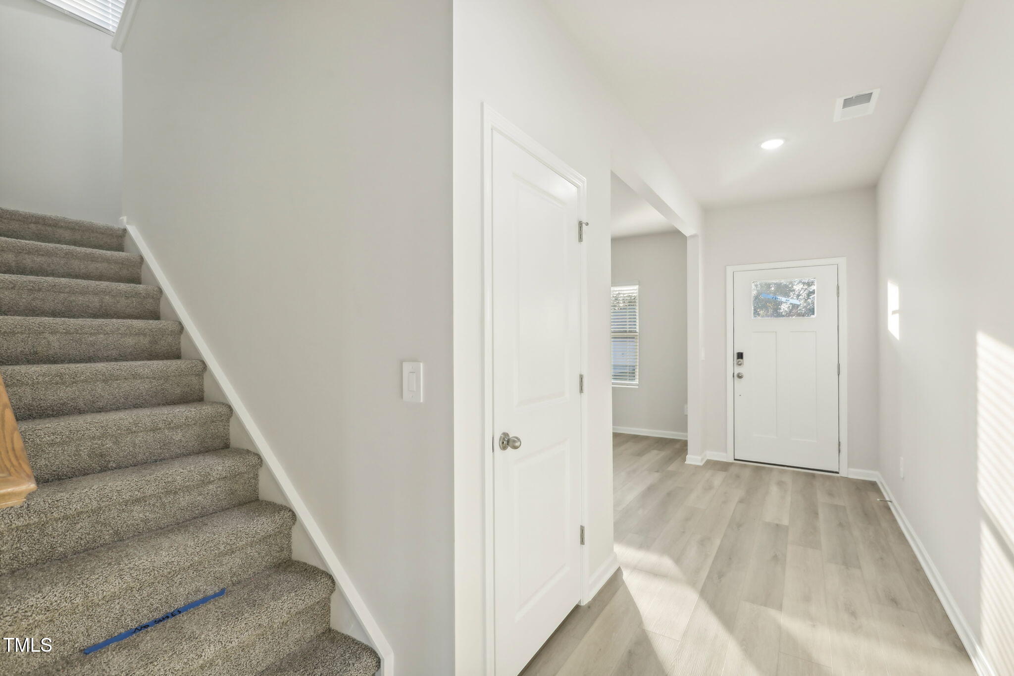 621 White Birch Lane