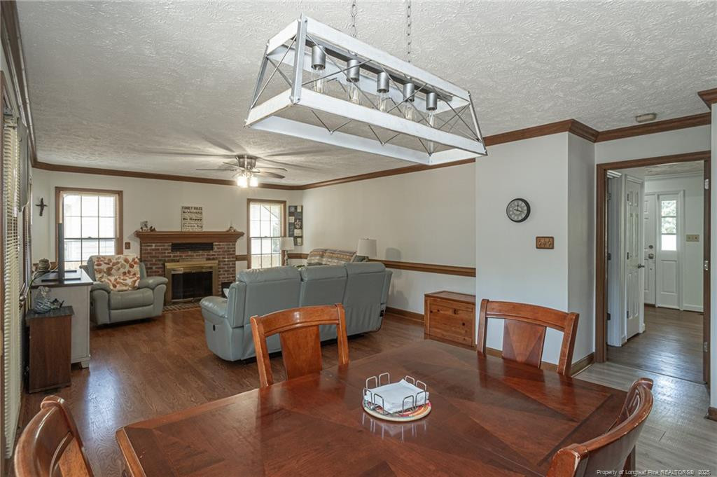 6105 Lochview Drive