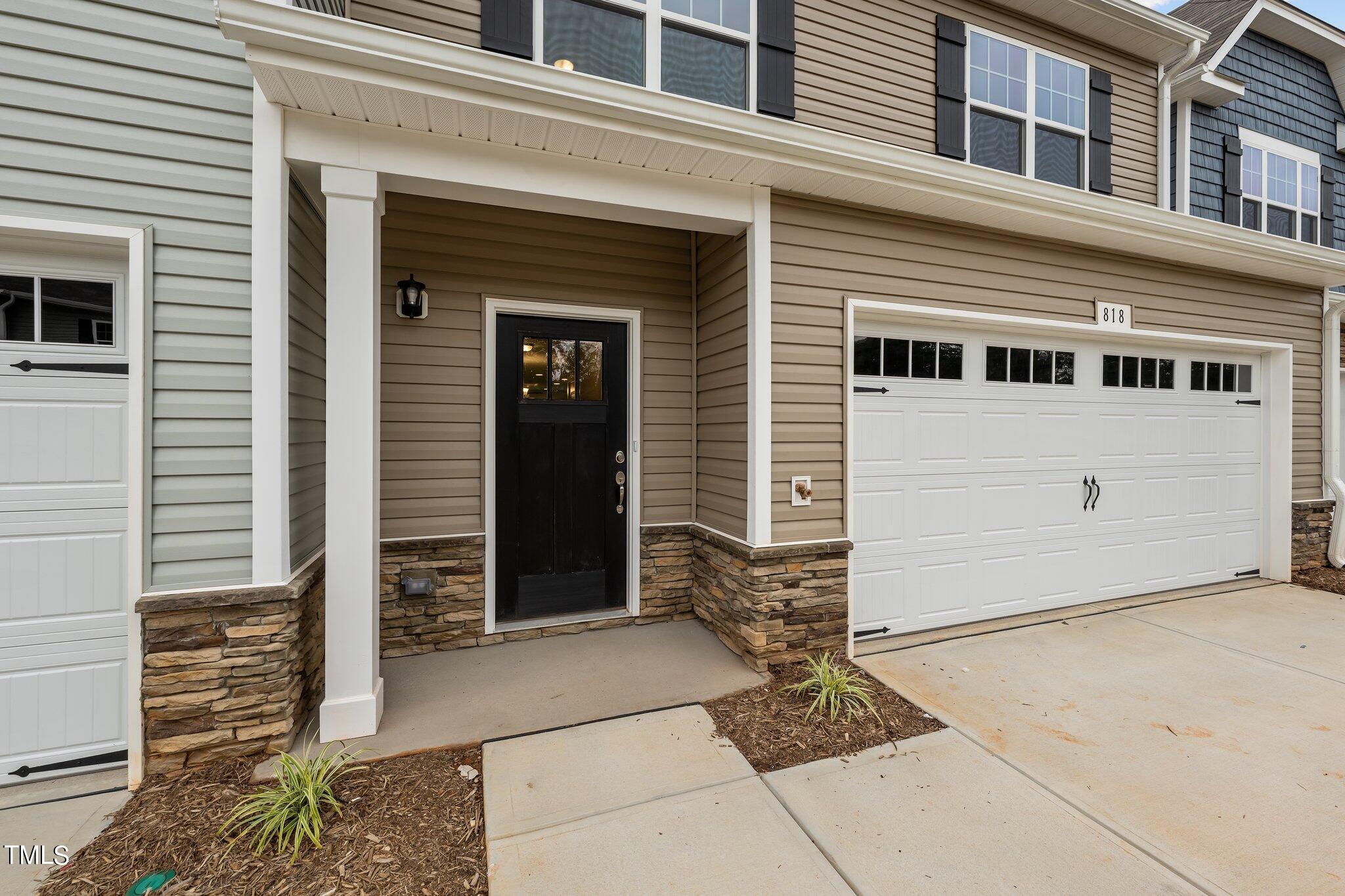 818 Pryor Street 55