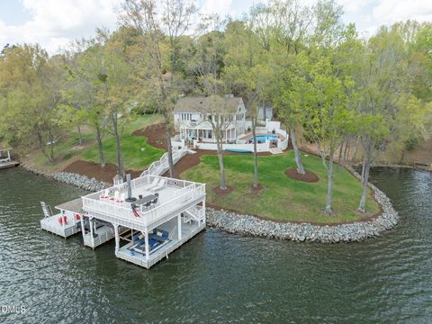 669 Kelly Brewer Road Leasburg NC 27291