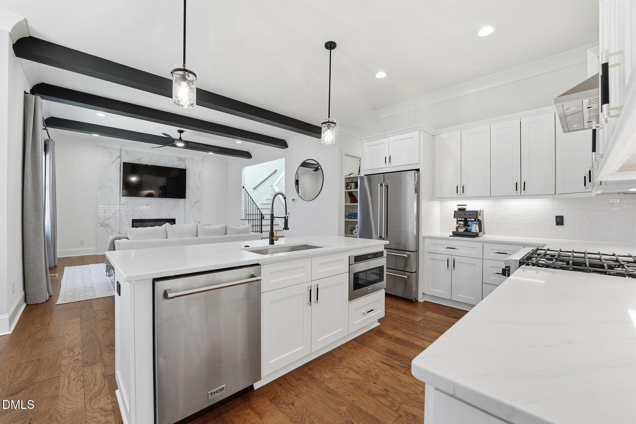 100 N Ridge View Way