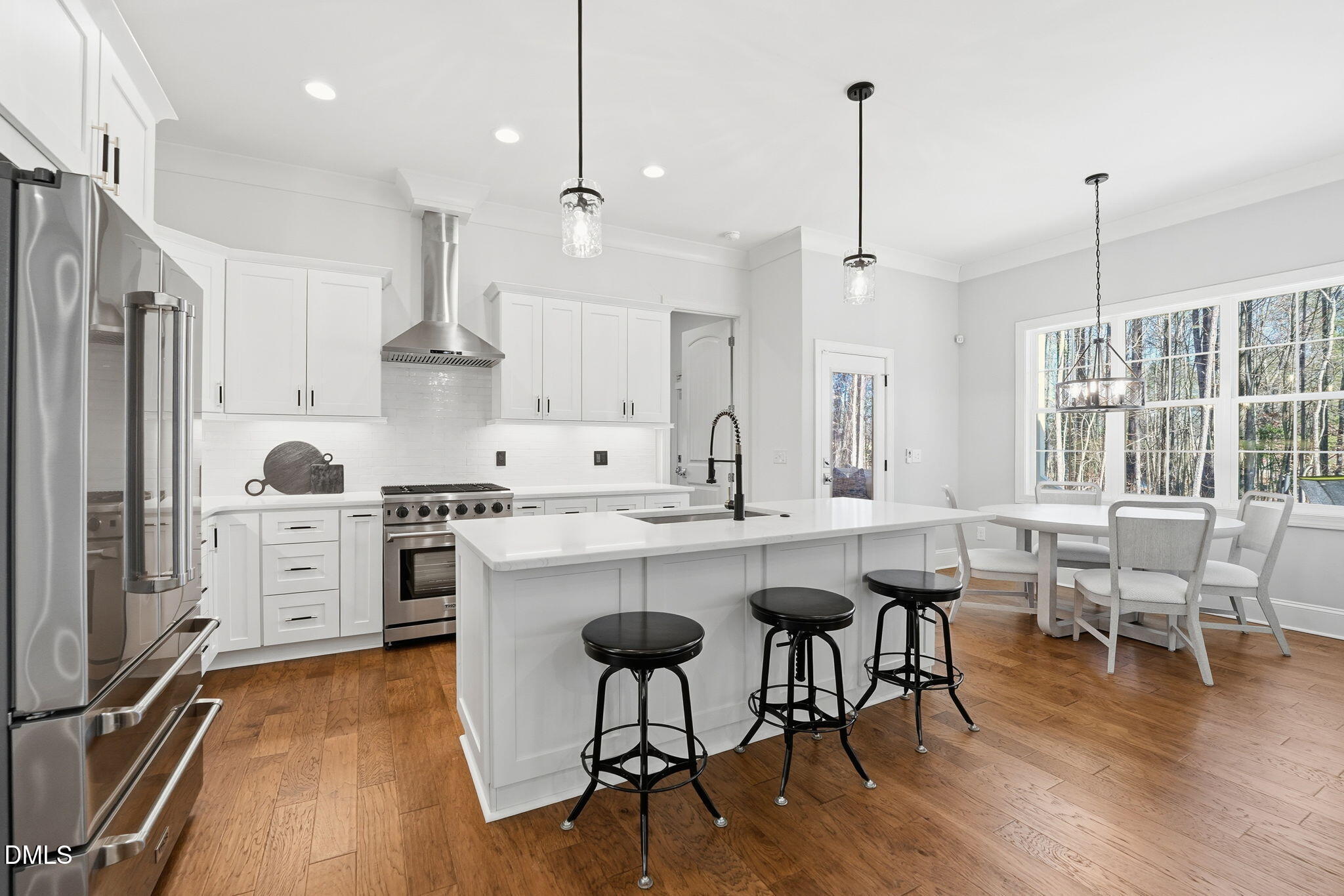 100 N Ridge View Way