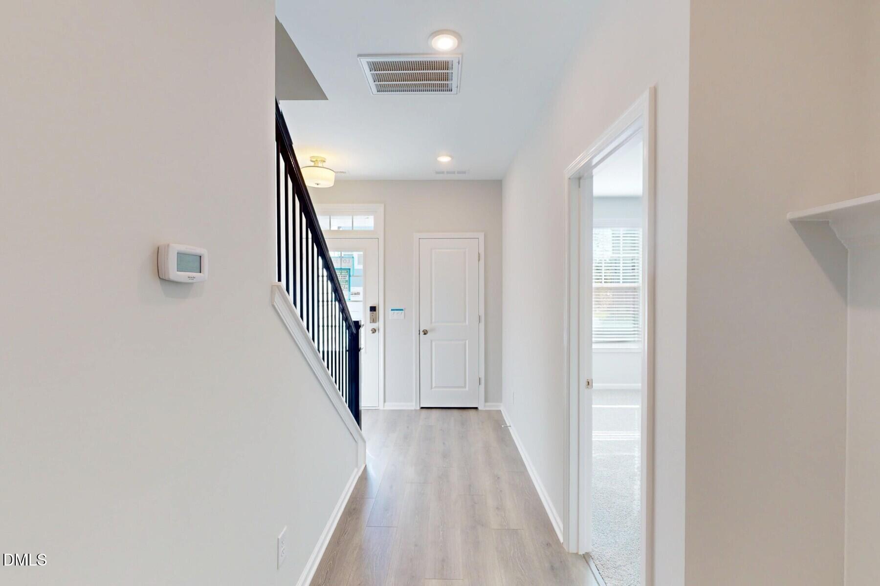 5019 Jowett'S Walk Drive 33