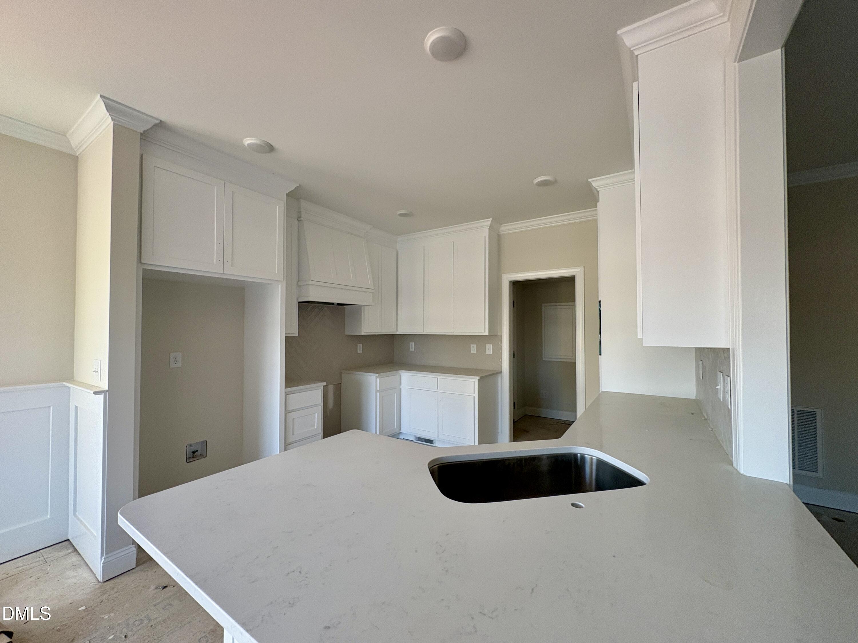 7615 Sweetwater Drive