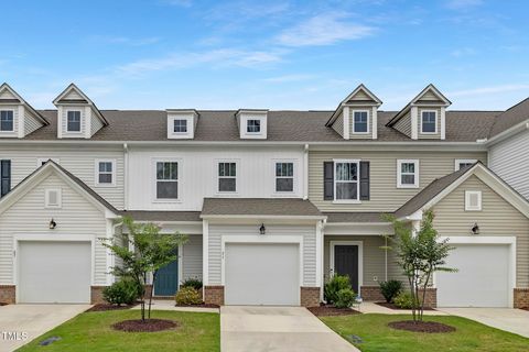 71 Little Leaf Lane 99 Clayton NC 27527