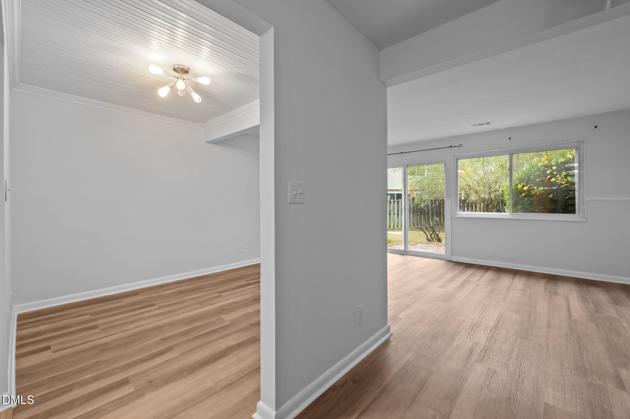 220 Elizabeth Street Apt D1