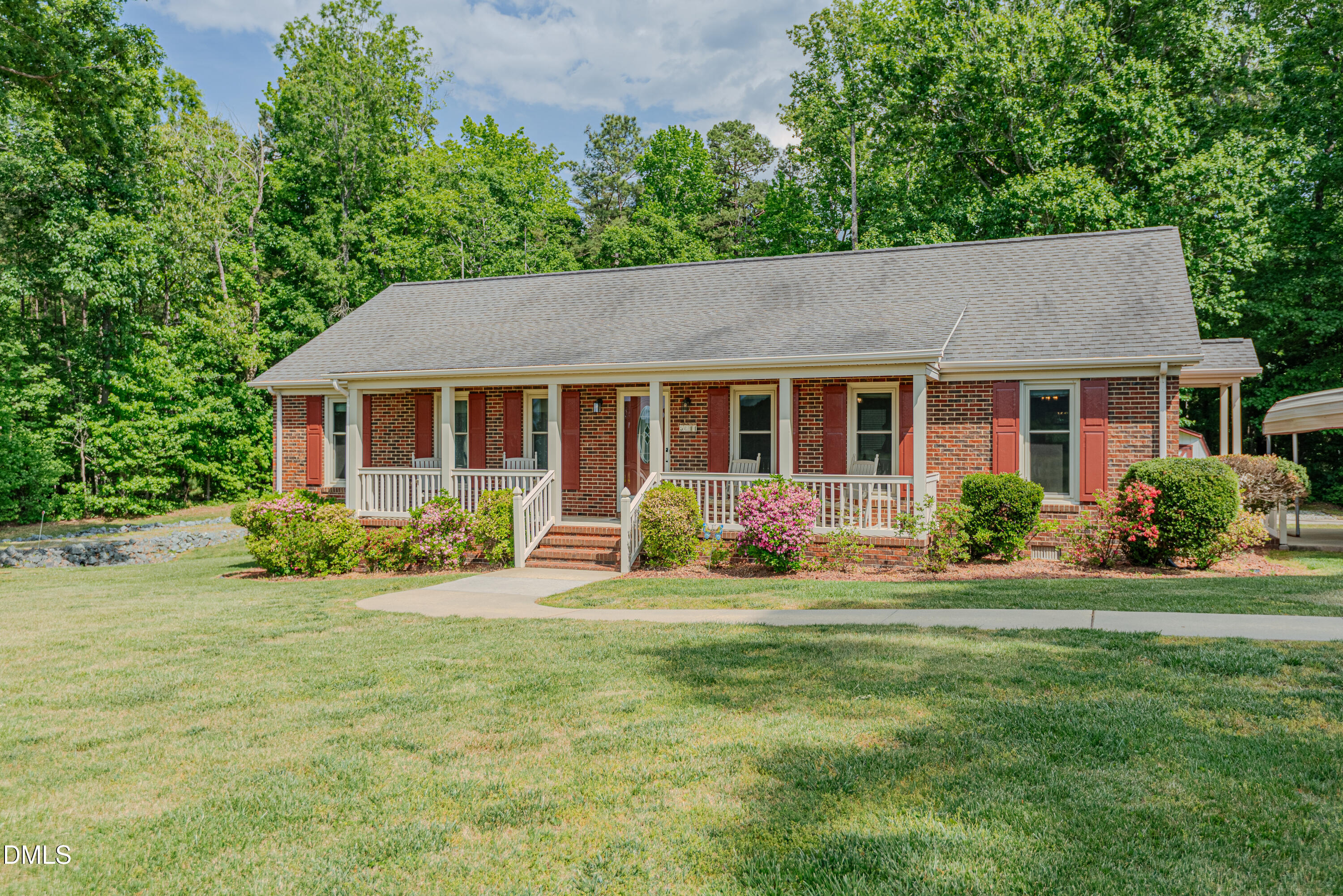 5844 Mt Hermon Rock Creek Road