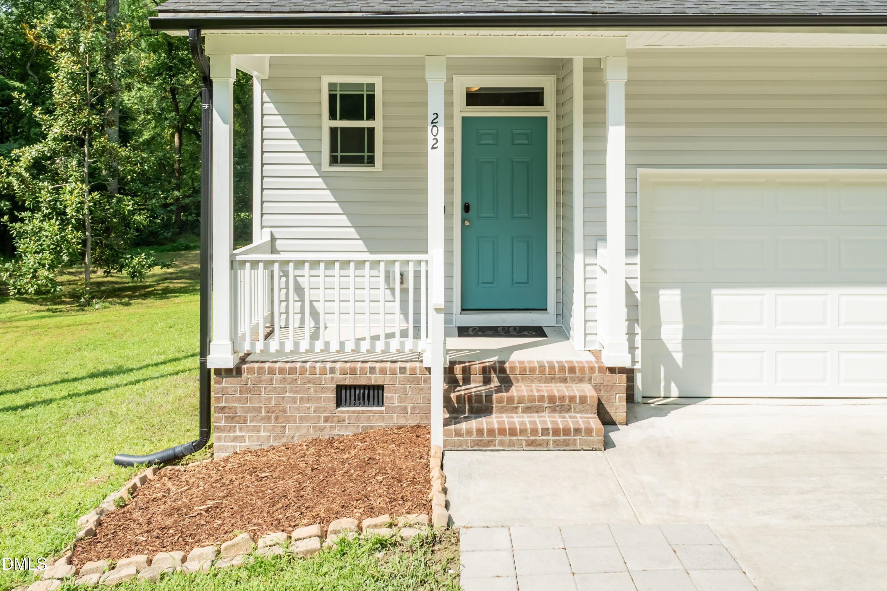 202 Cardinal Court