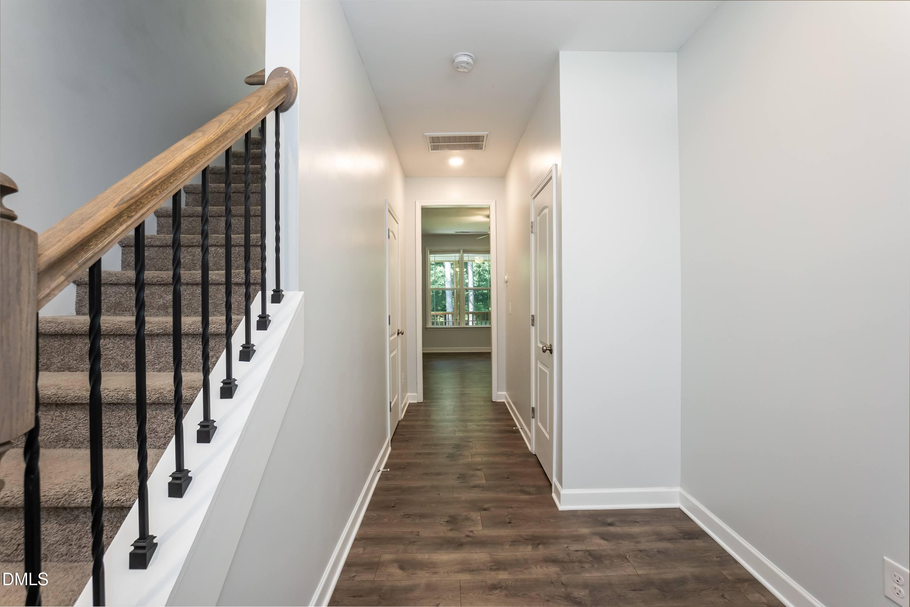 202 Cardinal Court