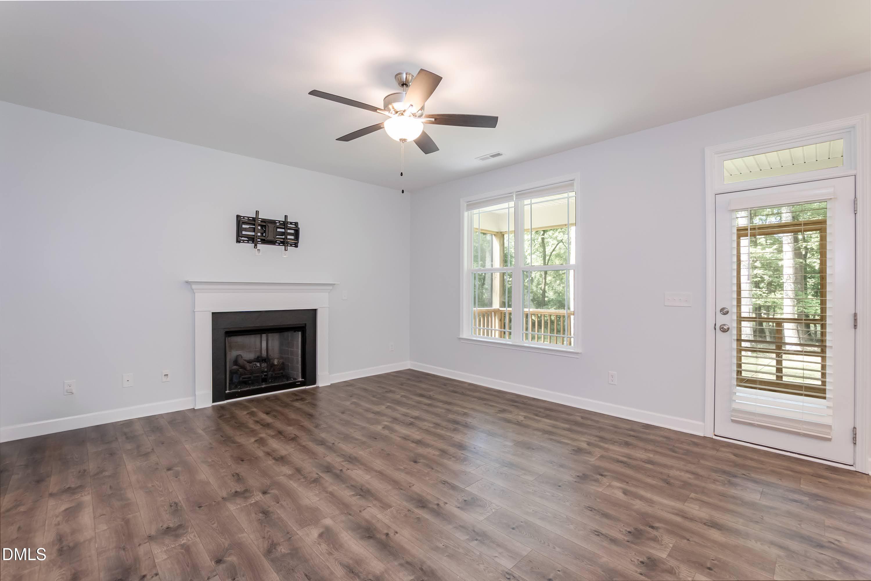 202 Cardinal Court