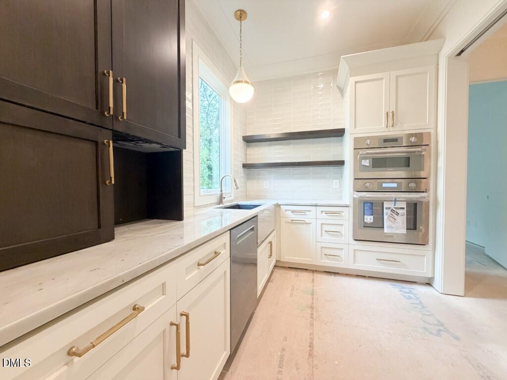 4907 Yadkin Drive