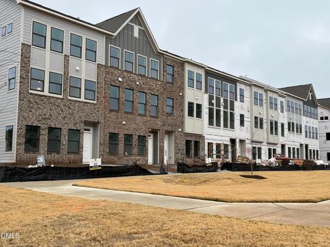 776 Ballyneal Alley Cary NC 27513