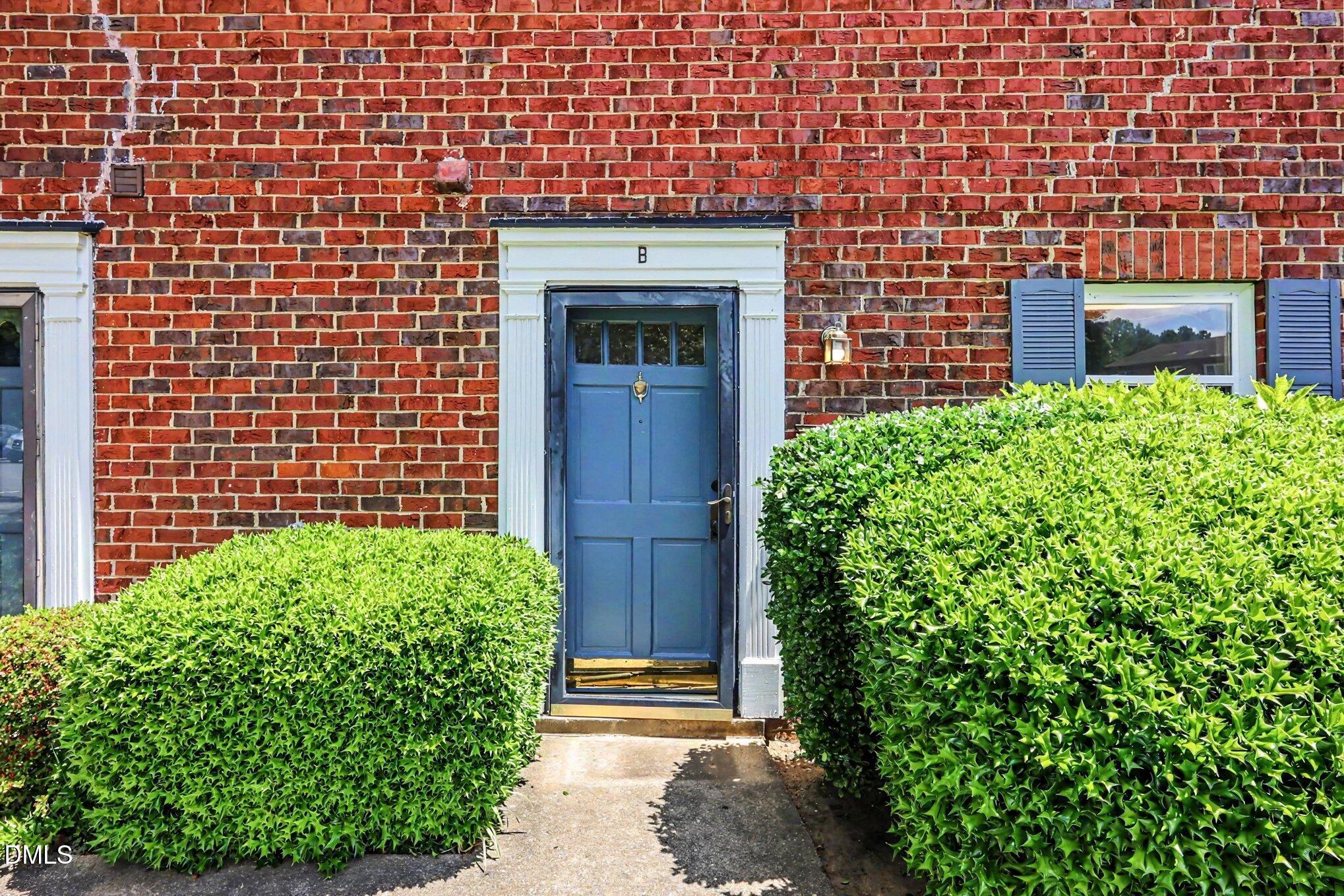 1220 Manassas Court Apt B