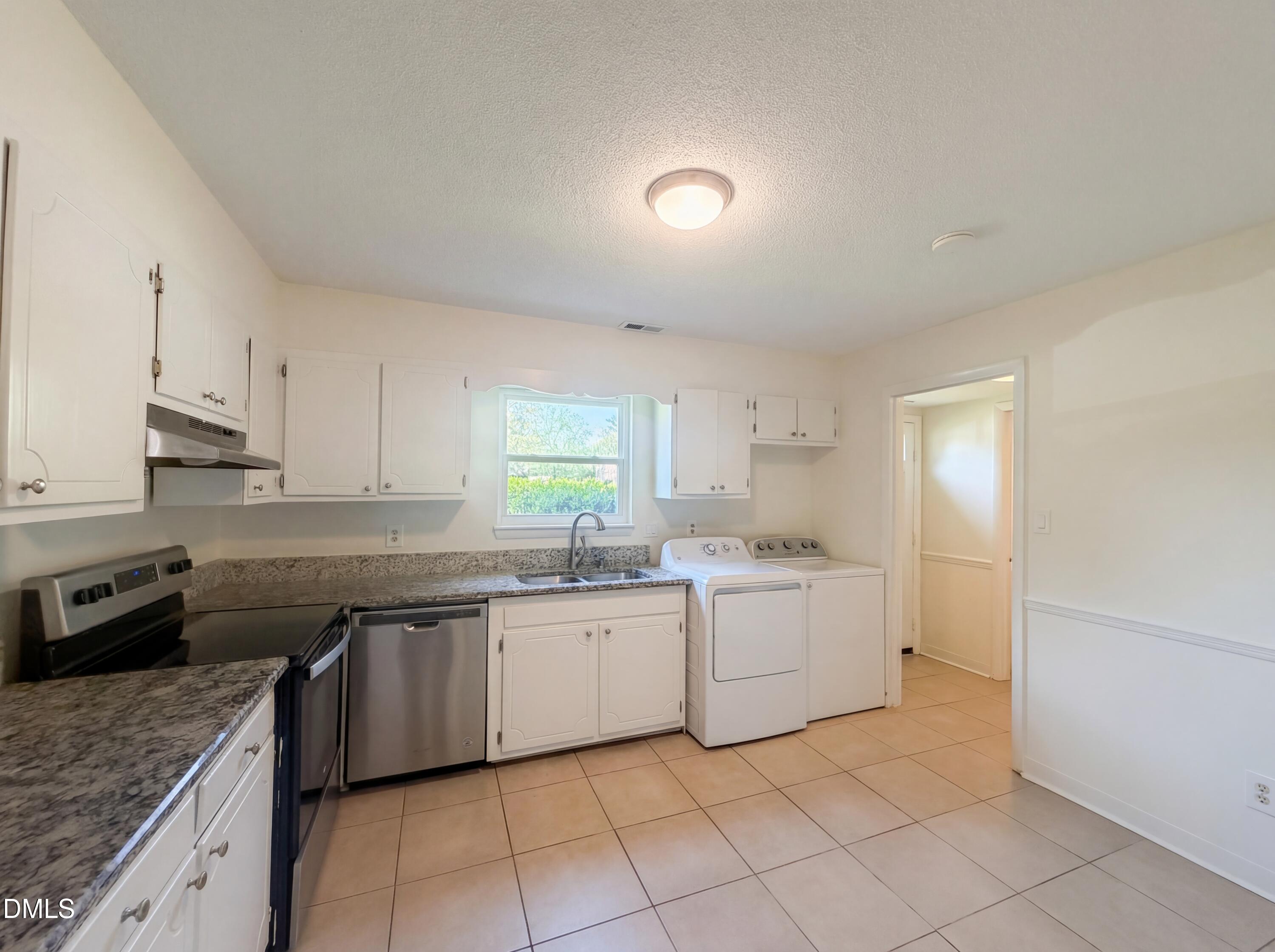 1220 Manassas Court Apt B