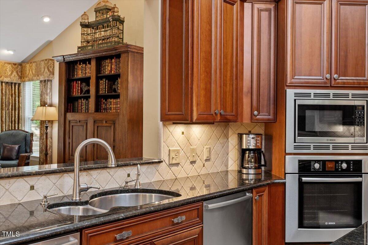 Pittsboro, North Carolina 27312, United States, 3 Bedrooms Bedrooms, ,3 BathroomsBathrooms,Residential,Pending,110120