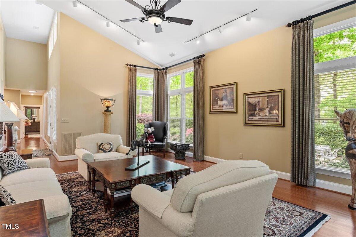 Pittsboro, North Carolina 27312, United States, 3 Bedrooms Bedrooms, ,3 BathroomsBathrooms,Residential,Pending,110120