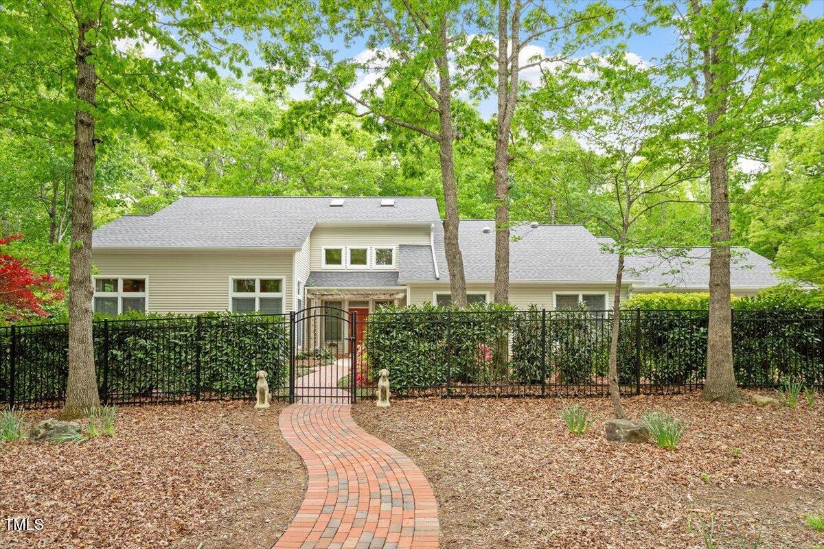 Pittsboro, North Carolina 27312, United States, 3 Bedrooms Bedrooms, ,3 BathroomsBathrooms,Residential,Pending,110120